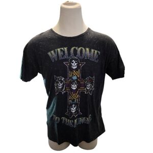 Guns N Roses Black Graphic T-Shirt with Skull Design